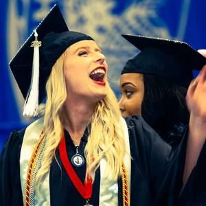 Meet your Posher, Kelley